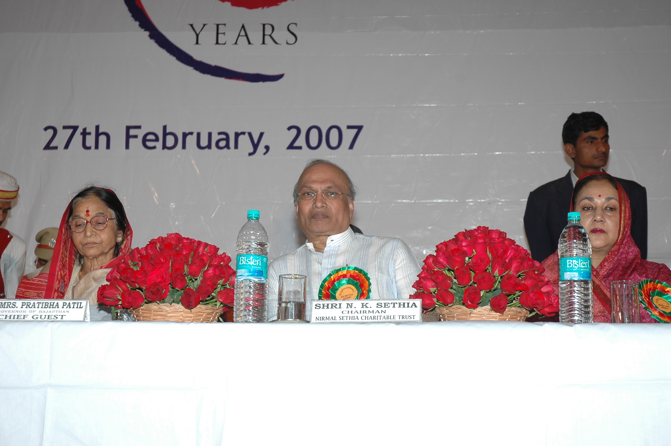 Mr. Nirmal Sethia, Chairman, sharing the stage with Her Excellency Mrs. Pratibha Patil & Her Highness Maharani Padmani Devi of Jaipur 